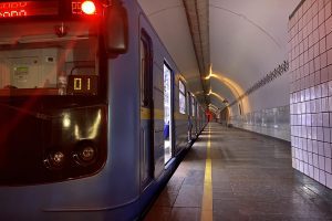 Метро Києва з 3 червня змінює графік руху поїздів