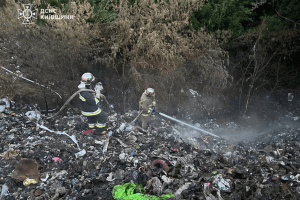 В Обухівському районі горіло сміттєзвалище