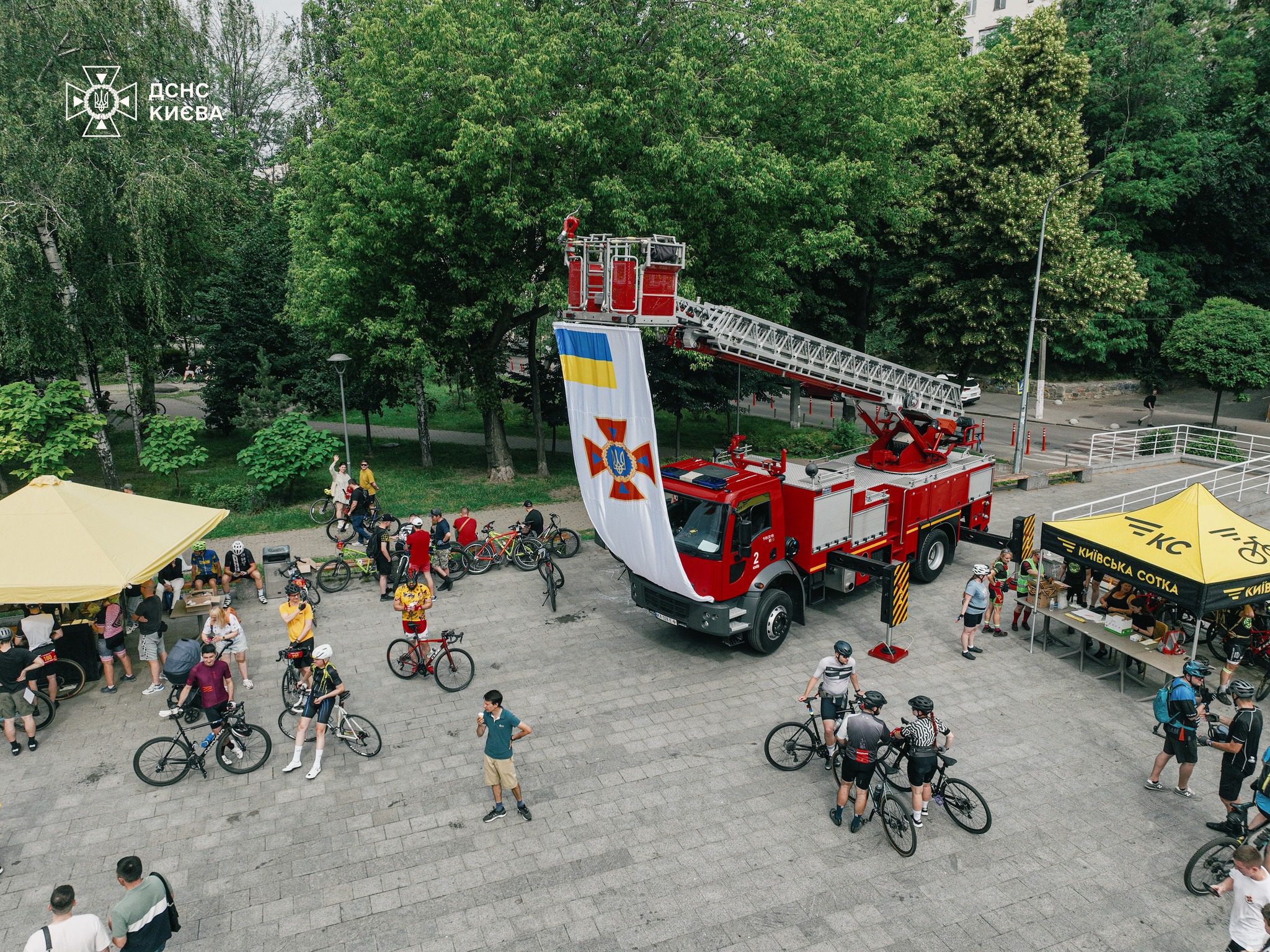 У Києві 8 червня відбувся другий велопробіг FIRE WAY на підтримку ЗСУ (фото, відео)