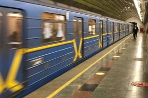 Більшість речей з бюро знахідок київського метро залишаються не затребуваними