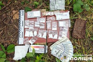 Поліцейські столиці вилучили у наркодилерів кокаїну на 4 мільйони гривень
