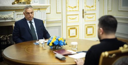 Українська дипломатія: Орбана до москви ми не посилали