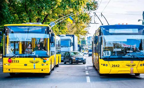 У Києві внаслідок російської атаки перекритий рух транспорту від вулиці Іллєнка до вулиці Жилянська