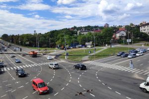 На Солом’янці облаштували безбар’єрний пішохідний перехід