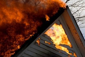 На Київщині у пожежі загинула літня жінка