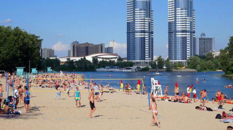 Проби води на столичних пляжах не відповідають санітарно-гігієнічним вимогам, - "Плесо"