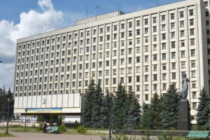 Київоблрада витратить понад 280 тисяч гривень на подарункові годинники з латуні