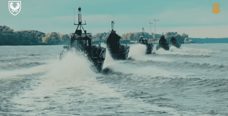 ВМС ЗСУ провели навчання сил і засобів Річкової флотилії на Дніпрі (відео)