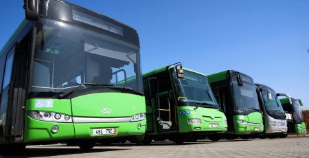 Руслан Кравченко: 8 громад Київщини отримали шкільні автобуси від Чехії