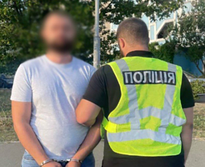 Шахрайство на війні: у Києві чоловік ошукав родини військових та волонтерів на півмільйона гривень