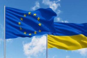 Верховна Рада закупить нові прапори України, ЄС та флагштоки до них