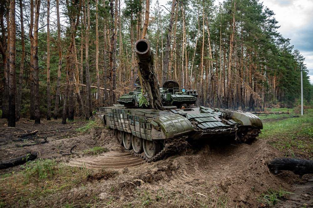 На Курахівському напрямку ворог атакував поблизу 9 населених пунктів, на Покровському ЗСУ зупинили 41 штурм, - Генштаб