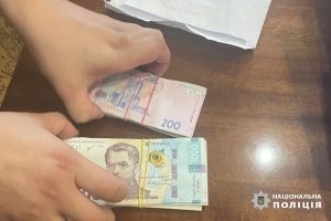 Фармацевт у Києві попався на “відкаті” за нечесний тендер