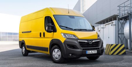 Козин за 4 млн гривень хоче купити два мікроавтобуси Opel Movano