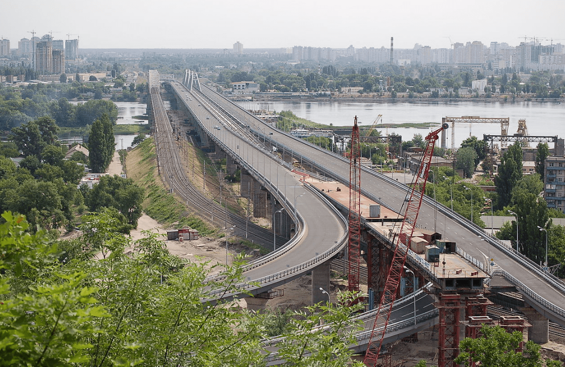 У Києві планово обстежать 20 шляхопроводів, естакад та мостів