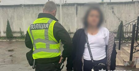 Поліцейські затримали 23-річну донеччанку, яка вихваляла російського агресора на столичному вокзалі