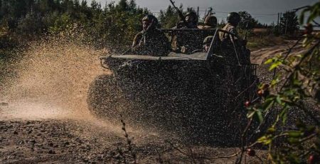 Станом на 16 годину 3 жовтня ворог здійснив 73 атаки від початку доби