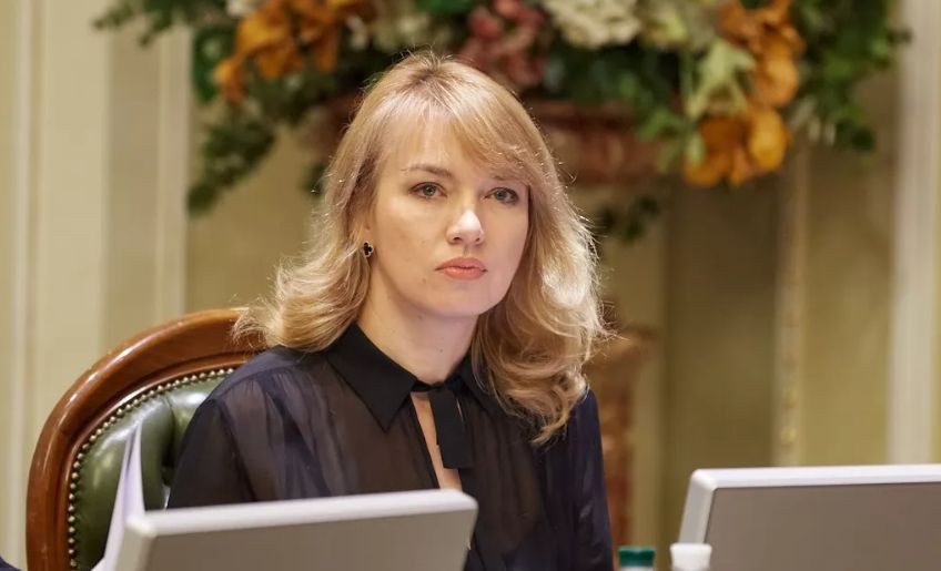 “6,5 млрд гривень були виділені на потреби ЗСУ з місцевих бюджетів рад та громад за ініціативи “Слуги Народу”, — депутатка Олена Шуляк