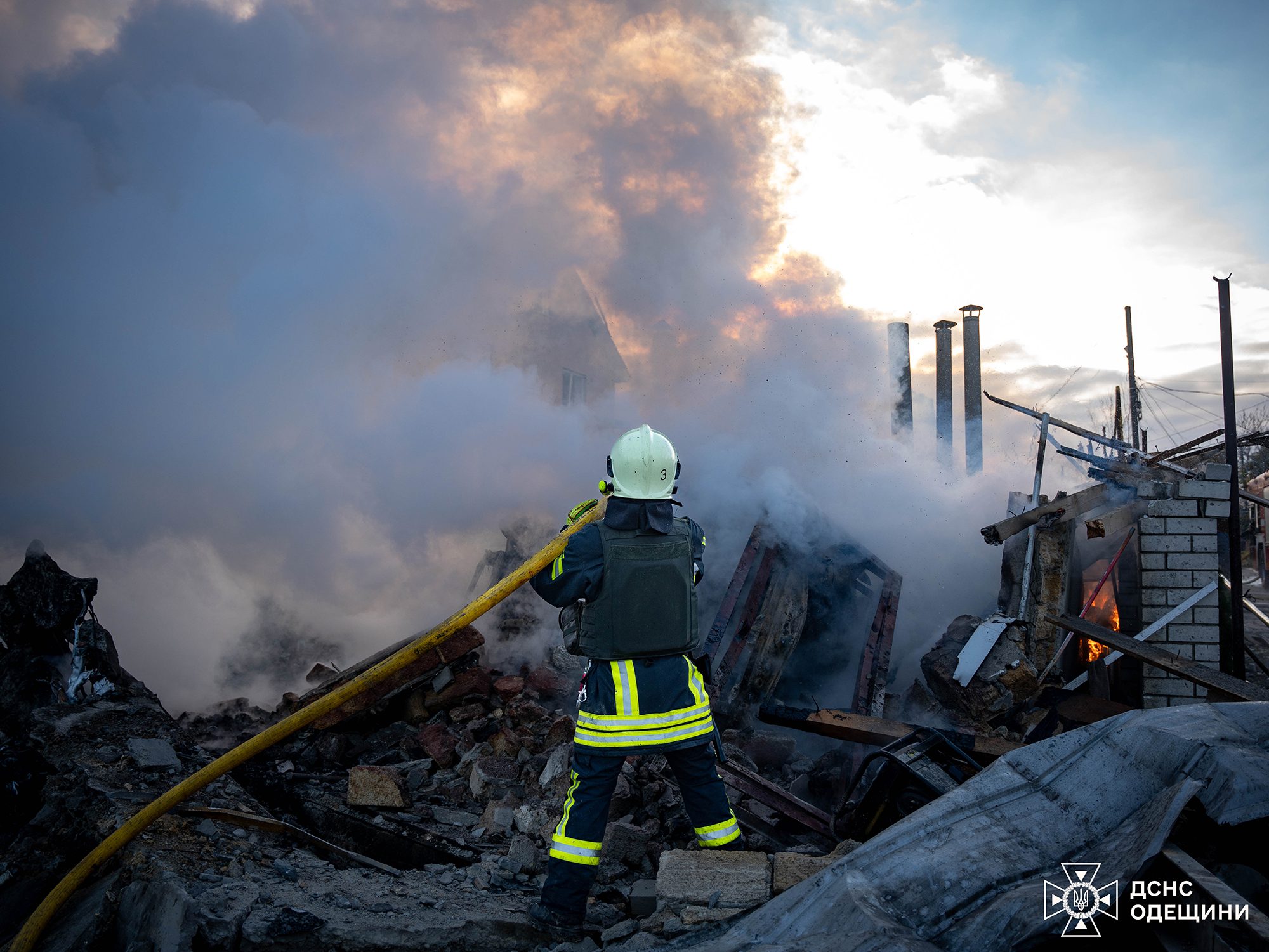 На Одещині внаслідок атаки загинули 2 людини, поранено підлітка, постраждала енергетична інфраструктура