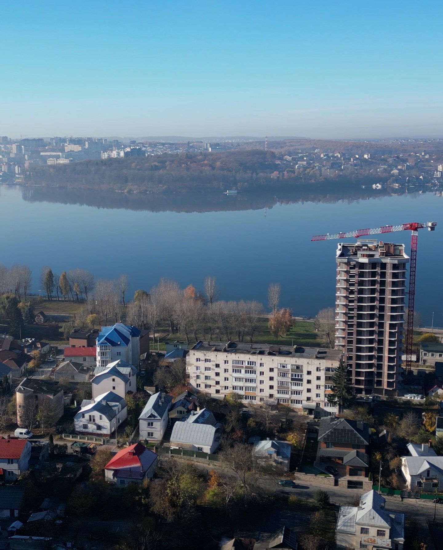 Креатор-Буд поділився фотозвітом з будівництва ЖК “Набережна вежа” у Тернополі