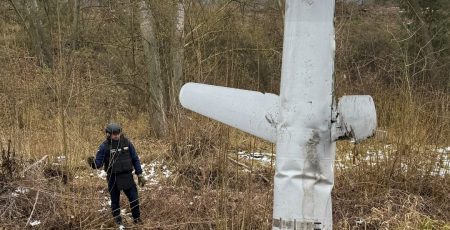 У Києві в одному з районів виявили залишки ракети Х-55 (фото)