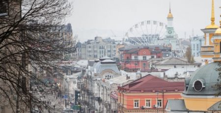 У Києві призупинили приймання заяв на перейменування вулиць на честь загиблих Героїв