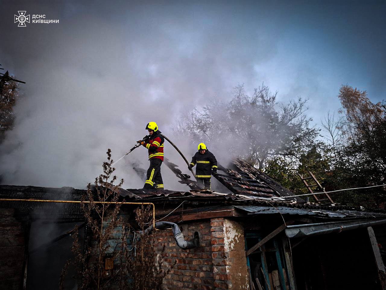 У Вишгородському районі за ранок неділі при пожежах загинули дві людини