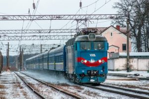 Укрзалізниця додала вагонів на свята