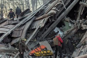 Унаслідок удару по Кривому Рогу постраждали 11 людей (фото)