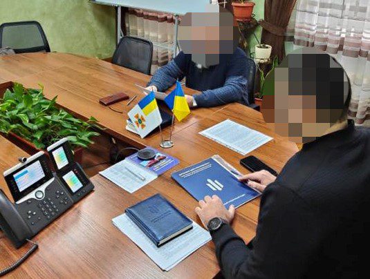 ДБР підозрює посадовців ДСНС у закупівлі планшетів за завищеними цінами