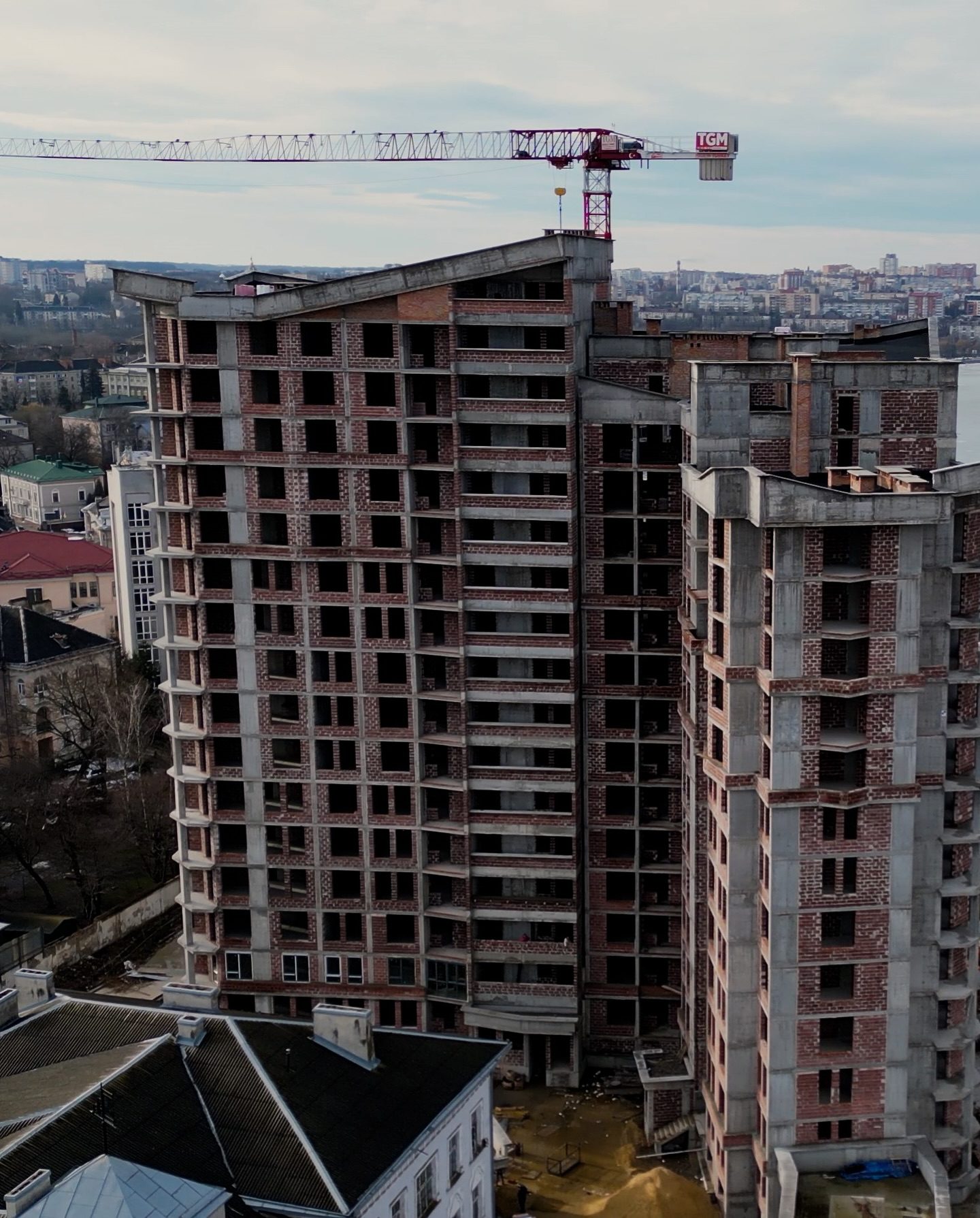 Креатор-Буд оприлюднив фотозвіт про хід будівництва в ЖК “Домініканський” у Тернополі