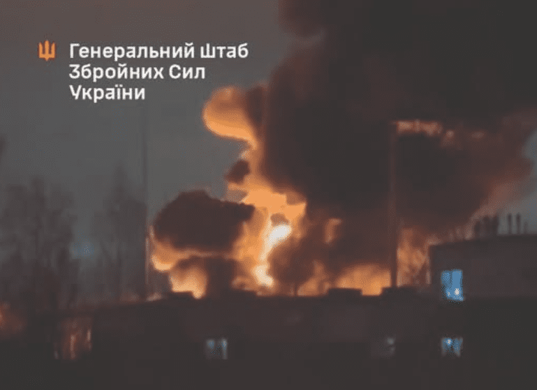 У Генштабі підтвердили ураження нафтобаз у Калузькій та Тульській областях рф