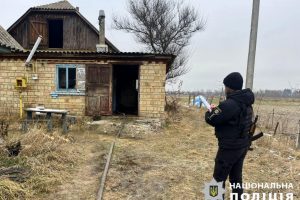 Поліція Київщини розслідує обставини пожежі, внаслідок якої загинула пенсіонерка (фото)