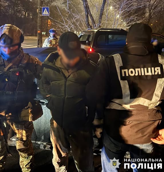 У Києві затримали торговця зброєю з арсеналом автоматів, гранатометів і боєприпасів