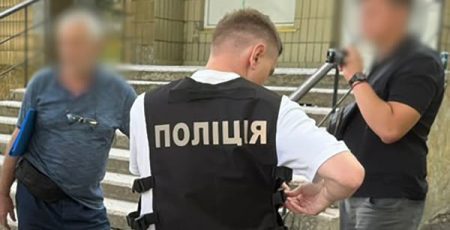 У Києві судитимуть посадовця Держпродспоживслужби за хабар у 3000 доларів (фото)