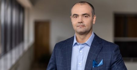 Ексдиректор газового оператора не сплатив до бюджету 18 млрд гривень і втік за кордон