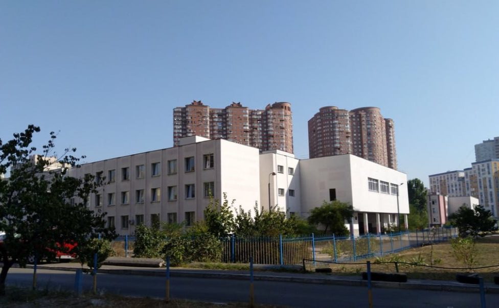 Вчителька 309 ЗОШ Києва звільнилась після резонансної шкільної вистави