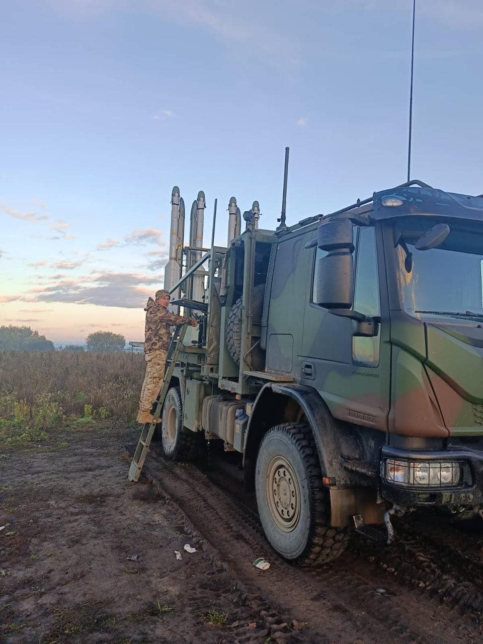 Ворог ударив по Києву та Кривому Рогу балістичними ракетами, збито всі 6 цілей - Повітряні Сили