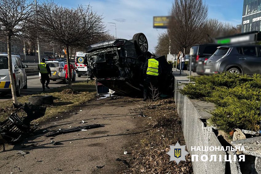 У Голосіївському районі столиці уДТП загинуло дві людини (фото)