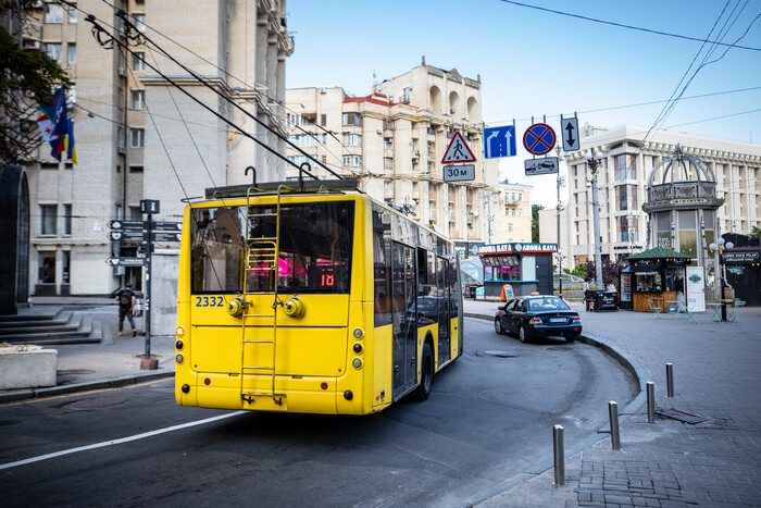 Рішення про зміну роботи громадського транспорту столиці під час тривог відправили на доопрацювання, - КМДА 