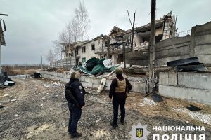 На Київщині уламки збитих ворожих БпЛА пошкодили чотири десятки будинків, постраждали двоє людей