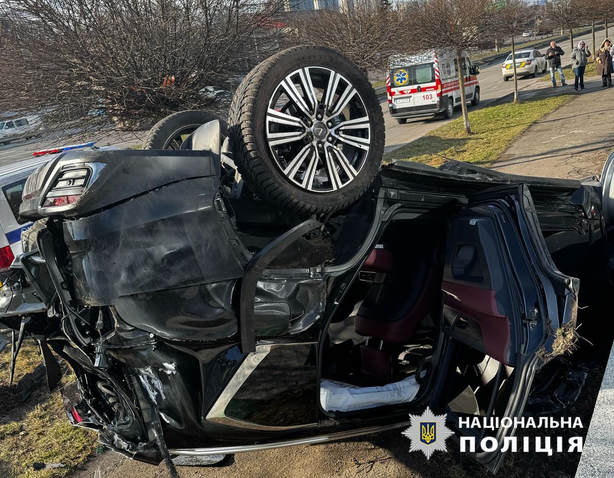 У Голосіївському районі столиці у ДТП загинуло дві людини (фото)