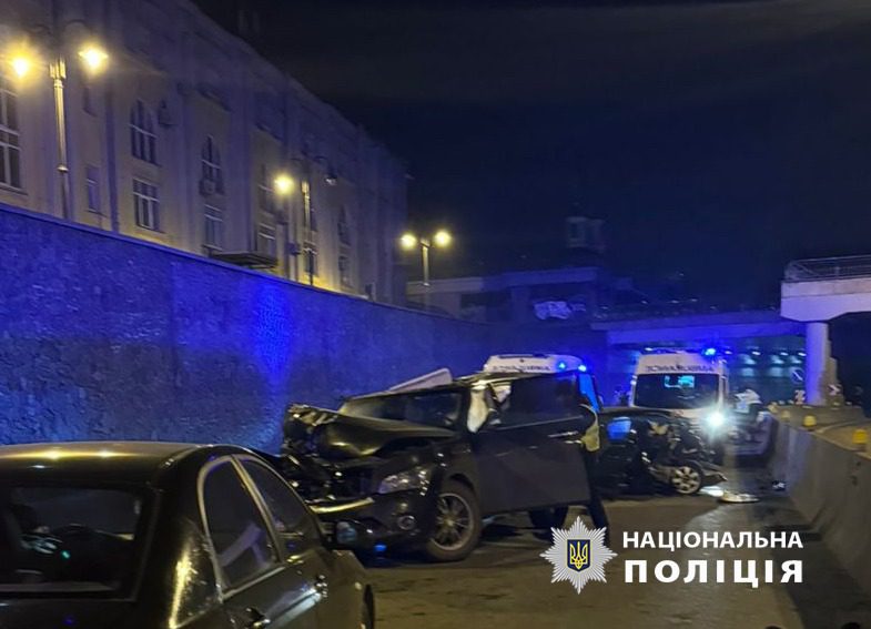 Правоохоронці затримали водія Infiniti, який п’яним вчинив смертельне ДТП на Подолі