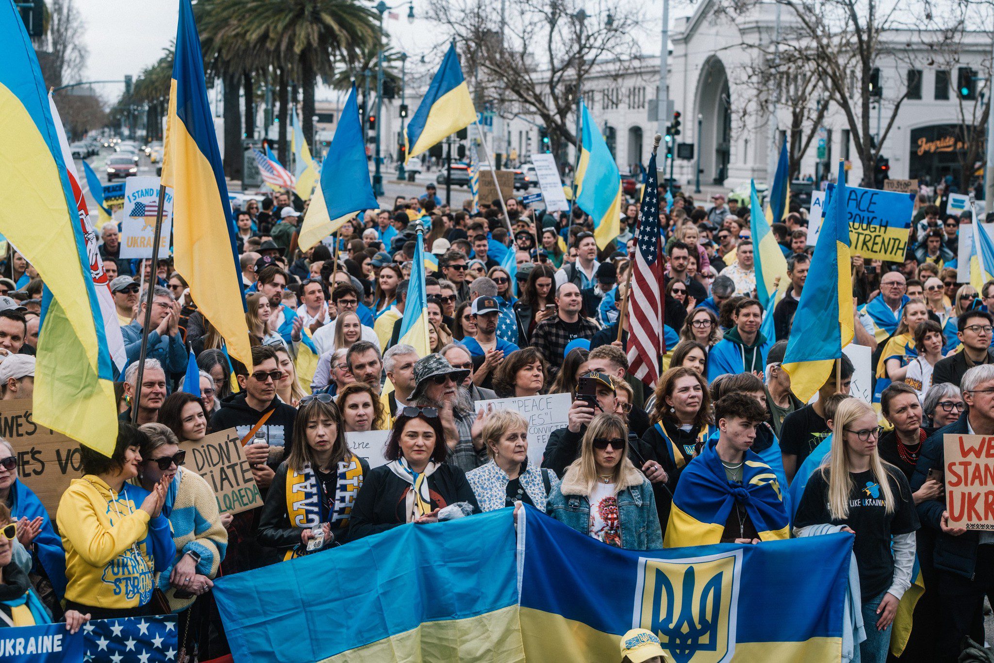 “Треба щось робити - нас зливають”: як українці в США реагують на прихід Трампа та заяви щодо України