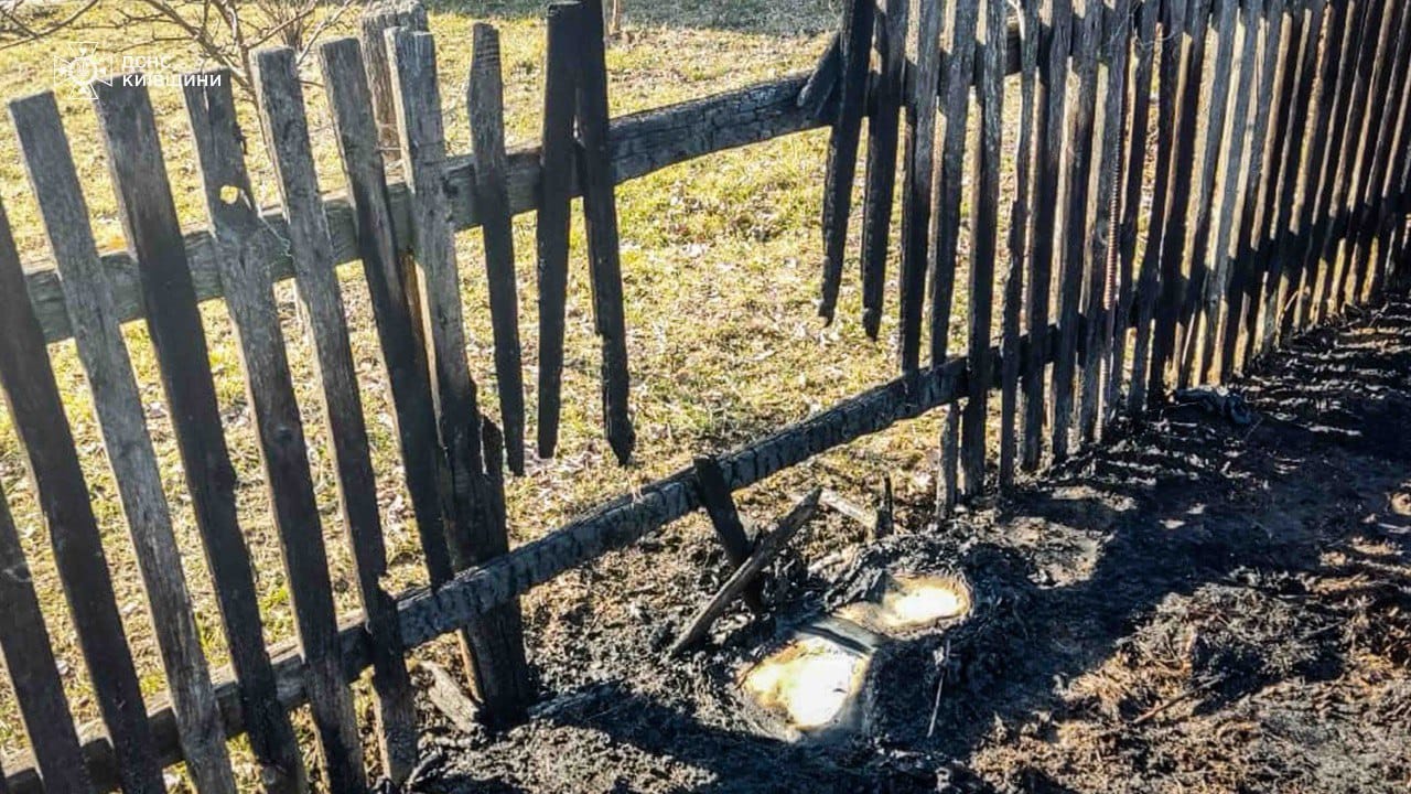 На Київщині від загорань сухостою загинула жінка, при пожежі в очереті постраждав чоловік