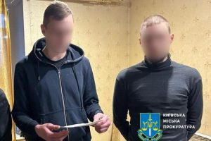 У Києві двоє чоловіків напали на військового, щоб той не вимагав повернення боргу