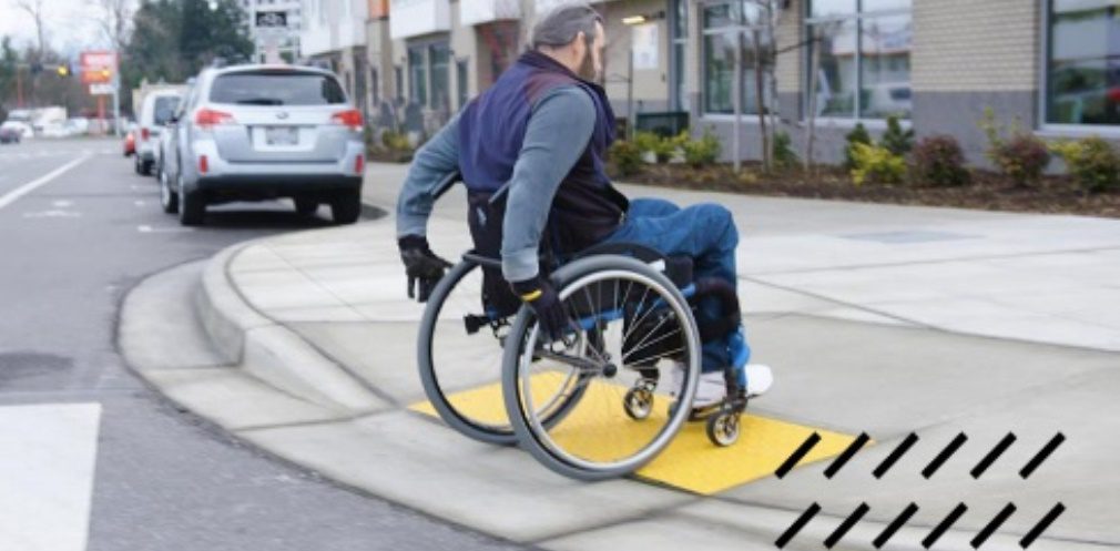 В КМДА планують облаштувати безбар’єрний маршрут від ЦНАПу Голосіївського району до Центрального залізничного вокзалу