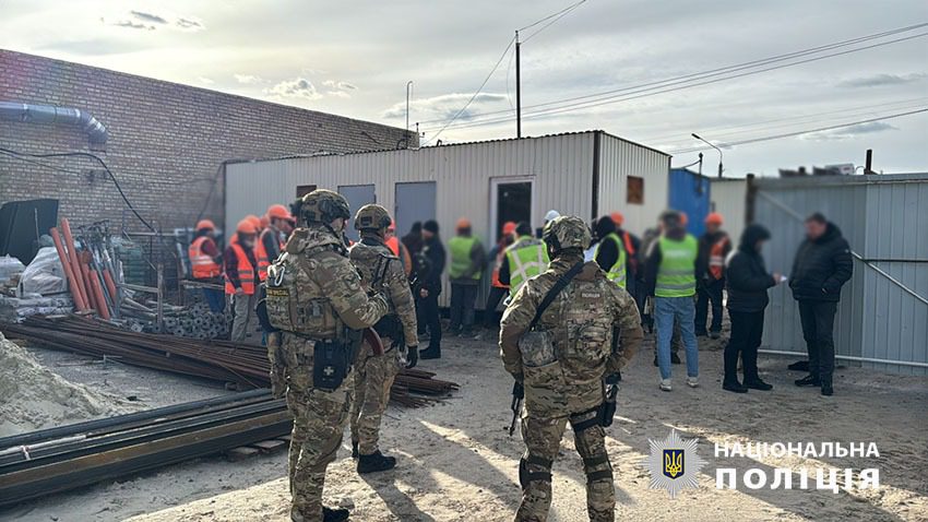 Правоохоронці викрили «реабілітаційний центр», де людей утримували в рабських умовах (фото)