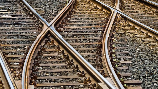 Поїзд Київ–Ужгород до кінця липня курсуватиме до станції Чоп