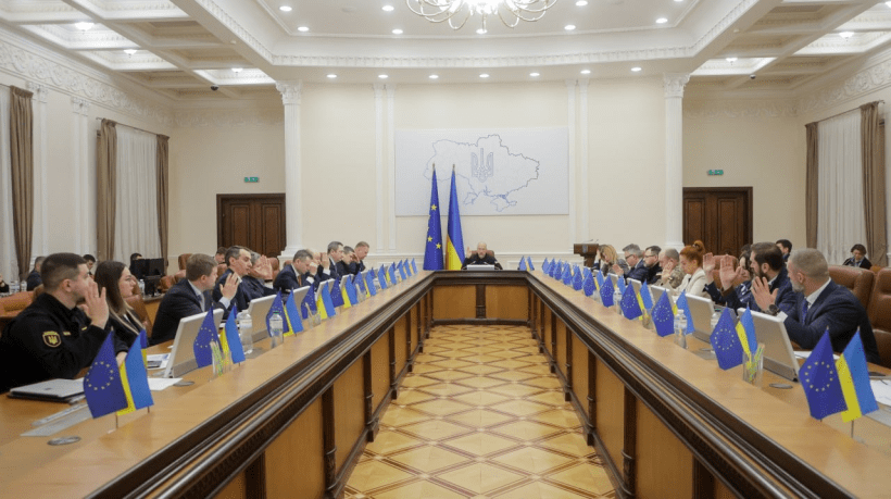 Кабмін виділив гроші на відновлення “Охматдиту” й на фінансування охорони здоров’я у столиці